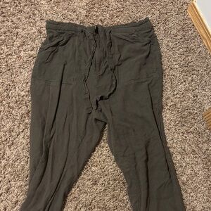 Relaxed Drawstring Women's Trousers - Olive